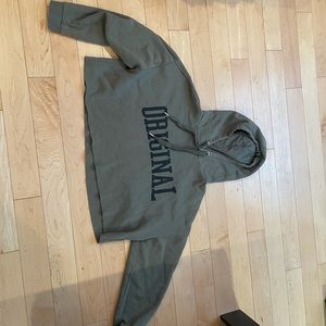 Cropped hoodie